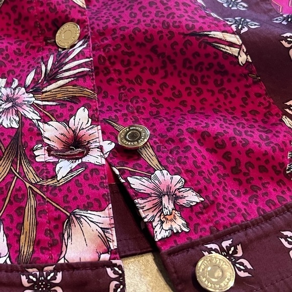 🆕 WHBM floral animal print strappy button down camisole tank top p… - Picture 5 of 10